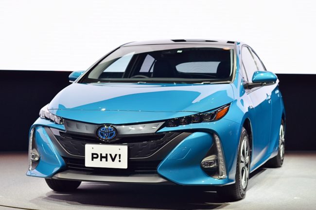 New Toyota Prius PHV 2017