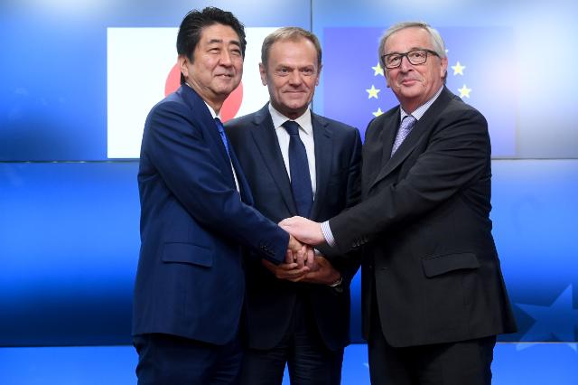 EU-Japan FTA - Abe, Tusk, Juncker